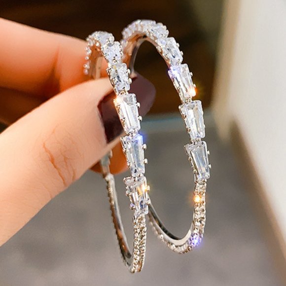 Jewelry - NEW 925 Silver Diamond Round Hoop Earrings